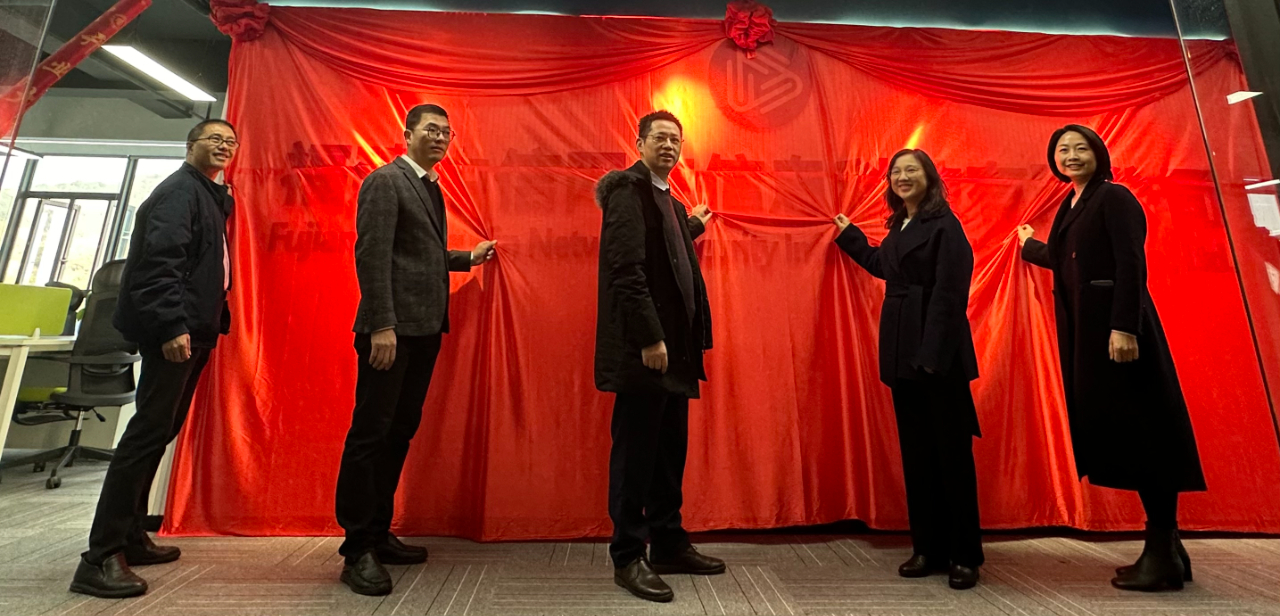 32d7f04ad19c0c923b21872681a1209d.jpg 32d7f04ad19c0c923b21872681a1209d.jpg