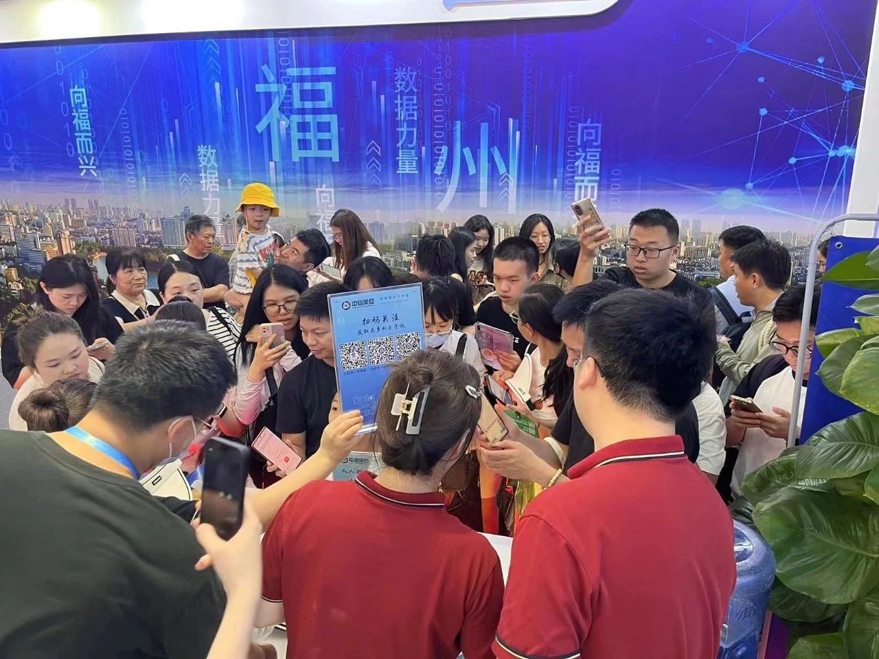 2256ea17cb53416f27f718945ea57697.jpg 2256ea17cb53416f27f718945ea57697.jpg