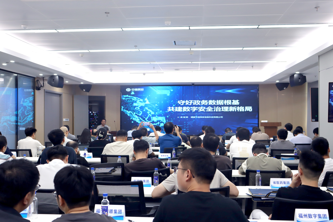 图片2 图片2